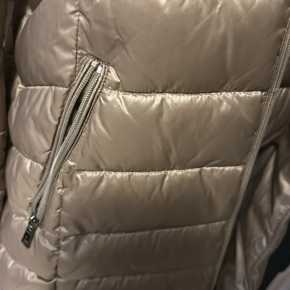 Tahari Women's Beige longer length Puffer Coat - Picture 2 of 12